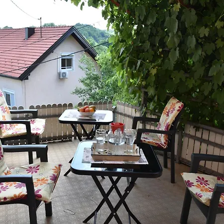 Mensa * Tuzla