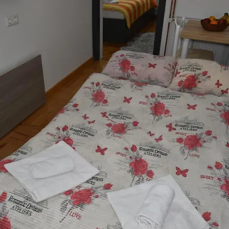 Mensa * Tuzla